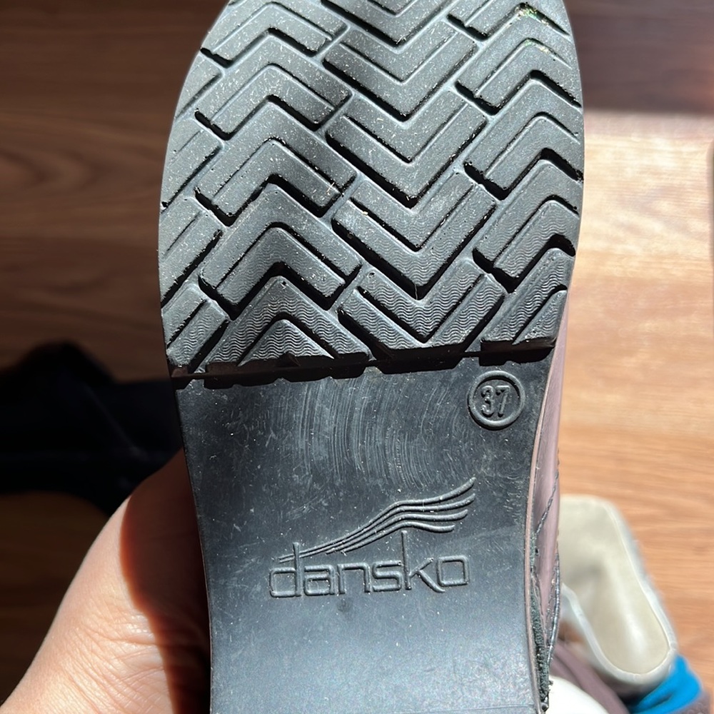 Dansko Clogs Size 37 - image 2